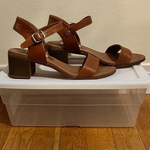 Steve Madden Leather Block Heel Sandal